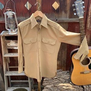 Perfect condition vintage officers button down.